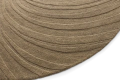 Furrow rug