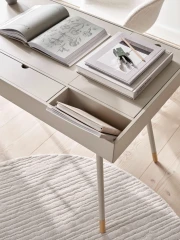 Cupertino desk