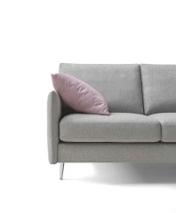 Mimas — Space-saving sofa with varying backrest heights and asymmetrical corner seating.