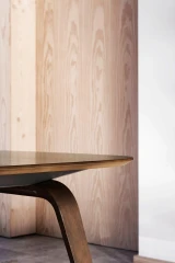 Hauge dining table