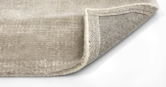 Simple rug