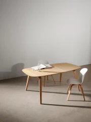 Hauge dining table