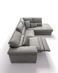 Jaro — Sofa with high backrest and relax mechanism.
