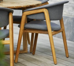 Luna chair