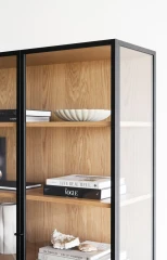 Lund glass cabinet