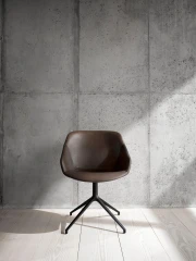 Vienna dining chair with swivel function