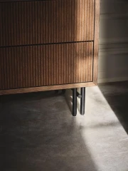 Element dresser with 3 drawers