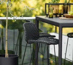Vibe bar chair, stackable