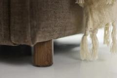 Neah Chair with Slim Arms