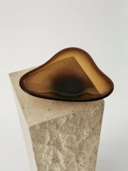 Flush bowl glass
