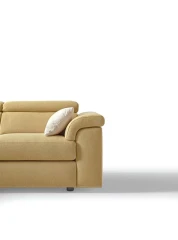 Alessandra — Classic sofa with storage, adjustable headrests, and extendable footrests. Rounded armrests.