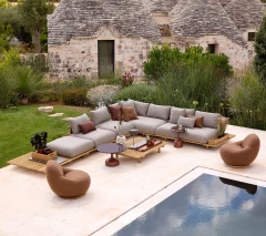 Gem lounge chair w/teak swivel