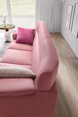 Trick — Linear sofa with a classic design.
