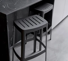 Cut bar chair, stackable