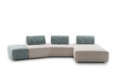 Houston light — Space-saving low modular sofa with light quilting on the seat and backrests.