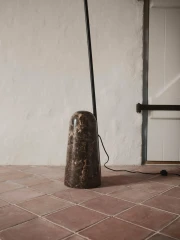 Dawn floor lamp