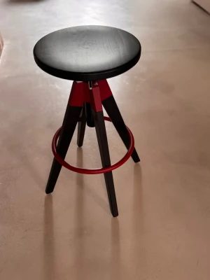 ARKI stool