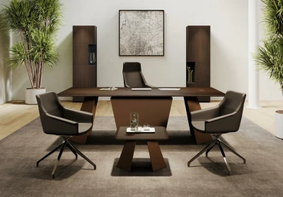 MONOLITH executive desk