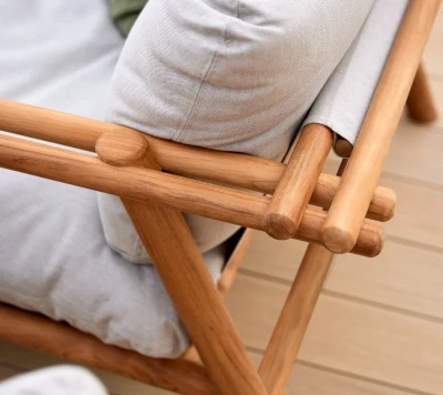 Sticks lounge chair