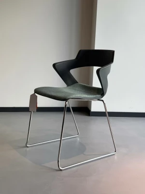 Zenith apmeklētāju krēsls