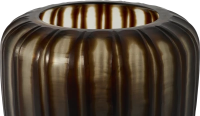 Snug vase glass