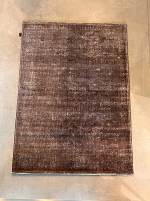 Simple paklājs