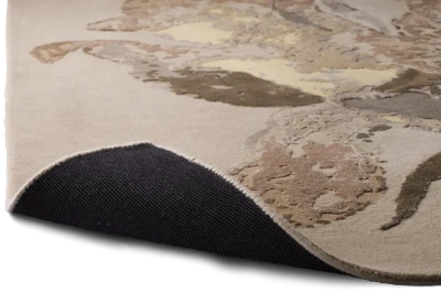 Flora 7 rug