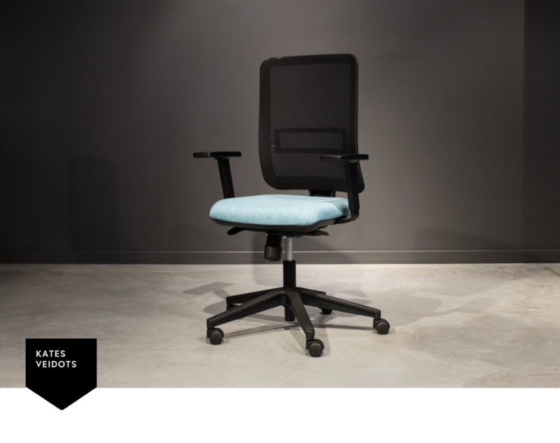 Pirmais krēsls tavam “start-up” birojam. Step1.